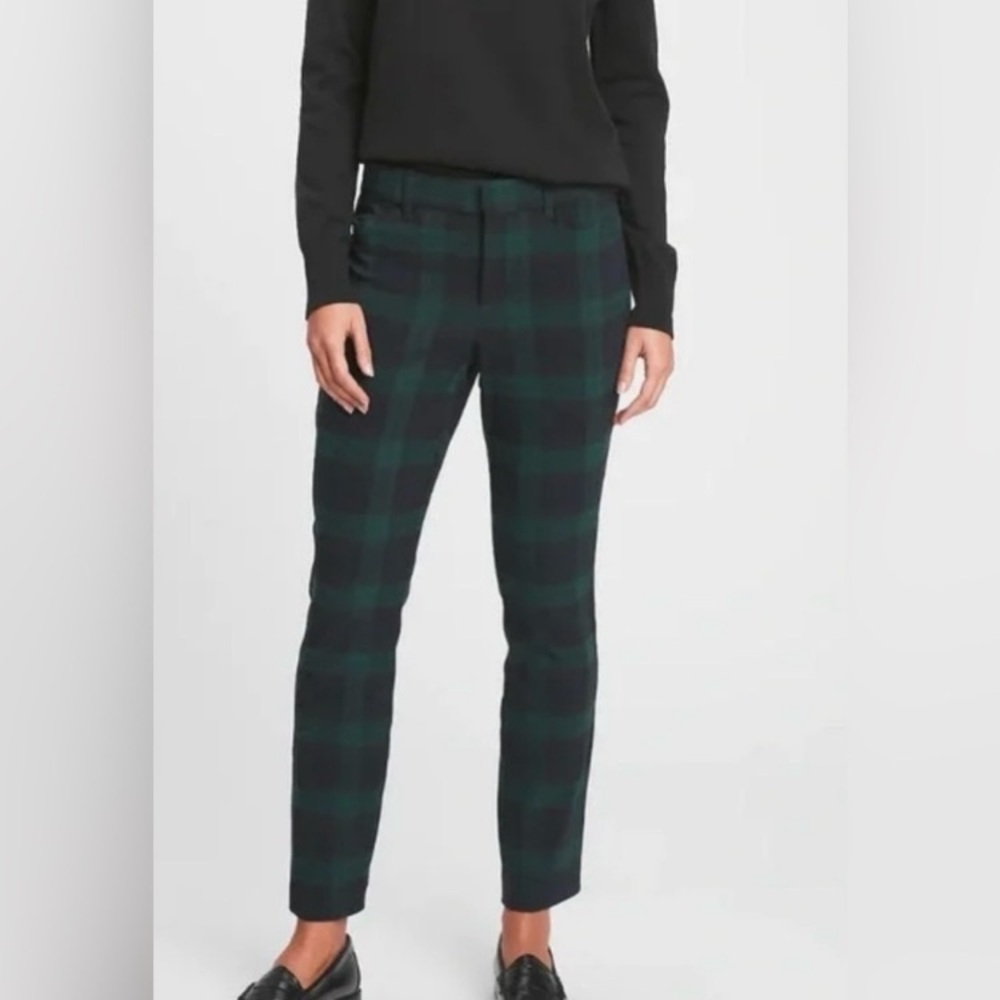 Old Navy Green and Black Plaid Ankle Pants